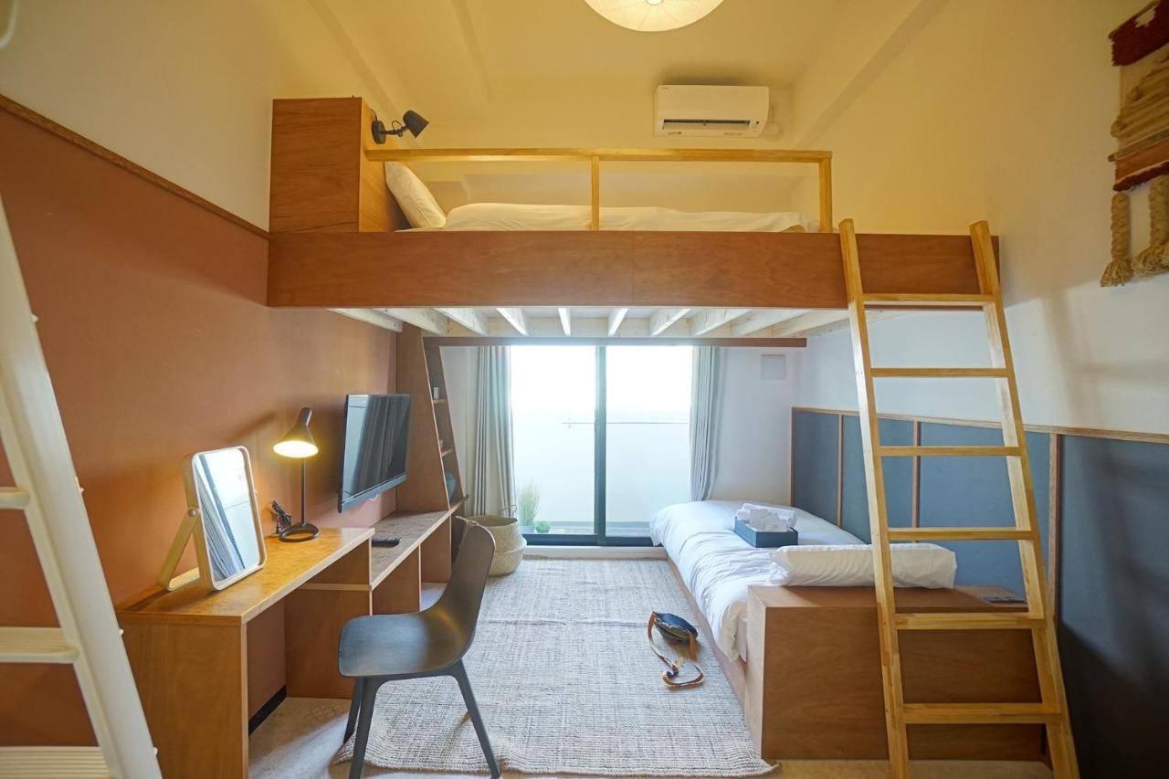 Апарт отель Earthmans Osaka-Jo Экстерьер фото