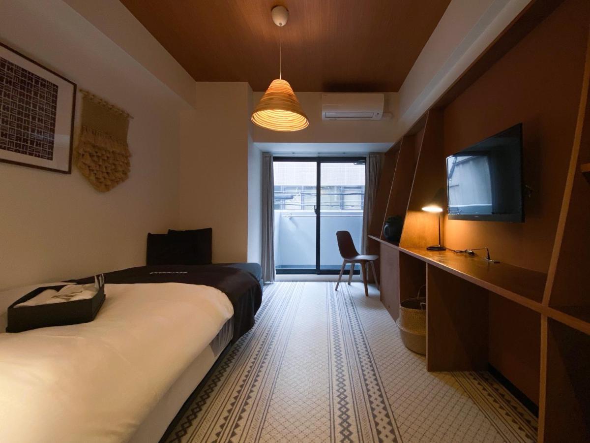 Апарт отель Earthmans Osaka-Jo Экстерьер фото